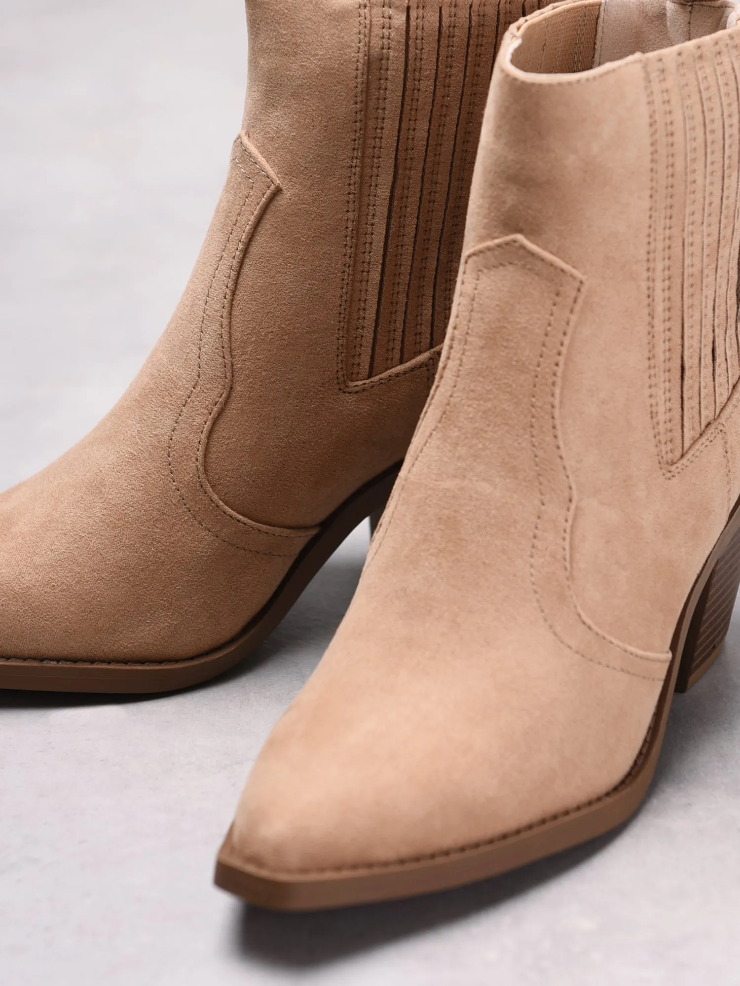 Beige Suede Western Block Chunky Heel-Boots