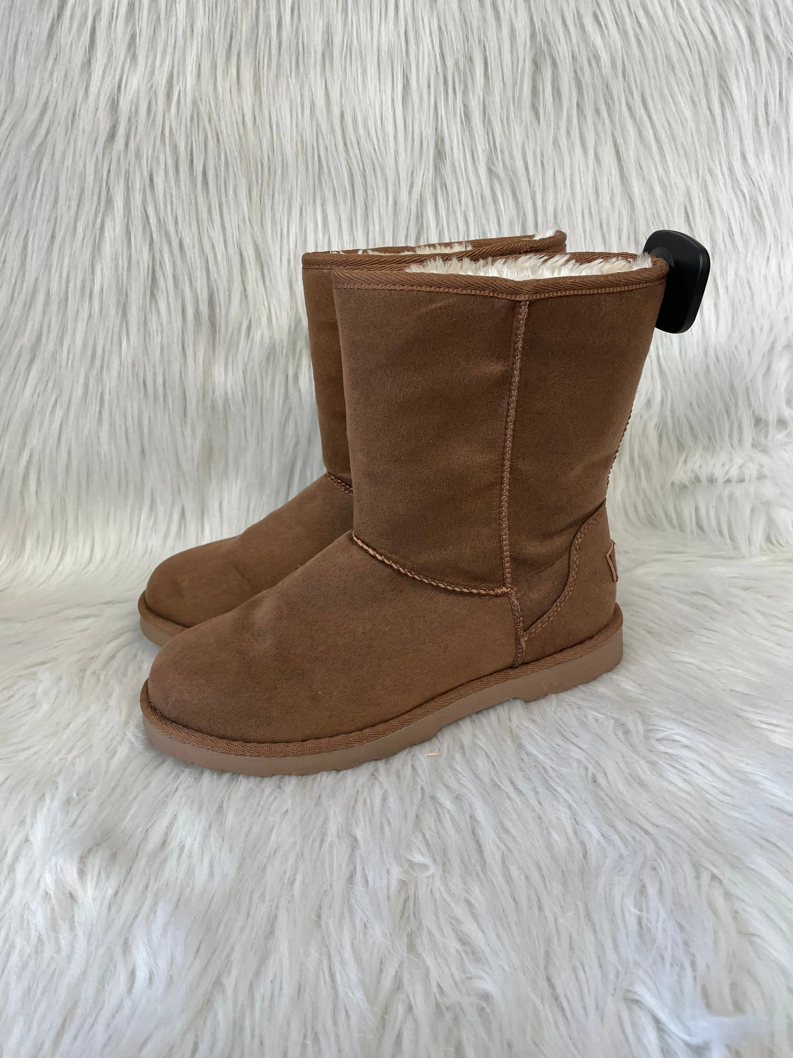 Boots Snow By Cme In Brown, Size: 6