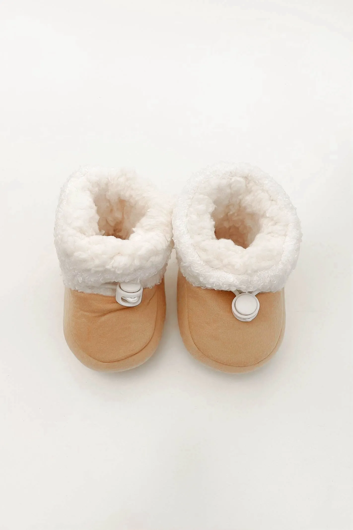 COZY CUTIE SLIPPERS / BEIGE