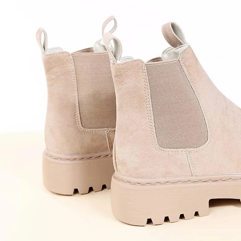 EFFORTLESS ELEGANCE SQUARE HEEL ANKLE BOOTS