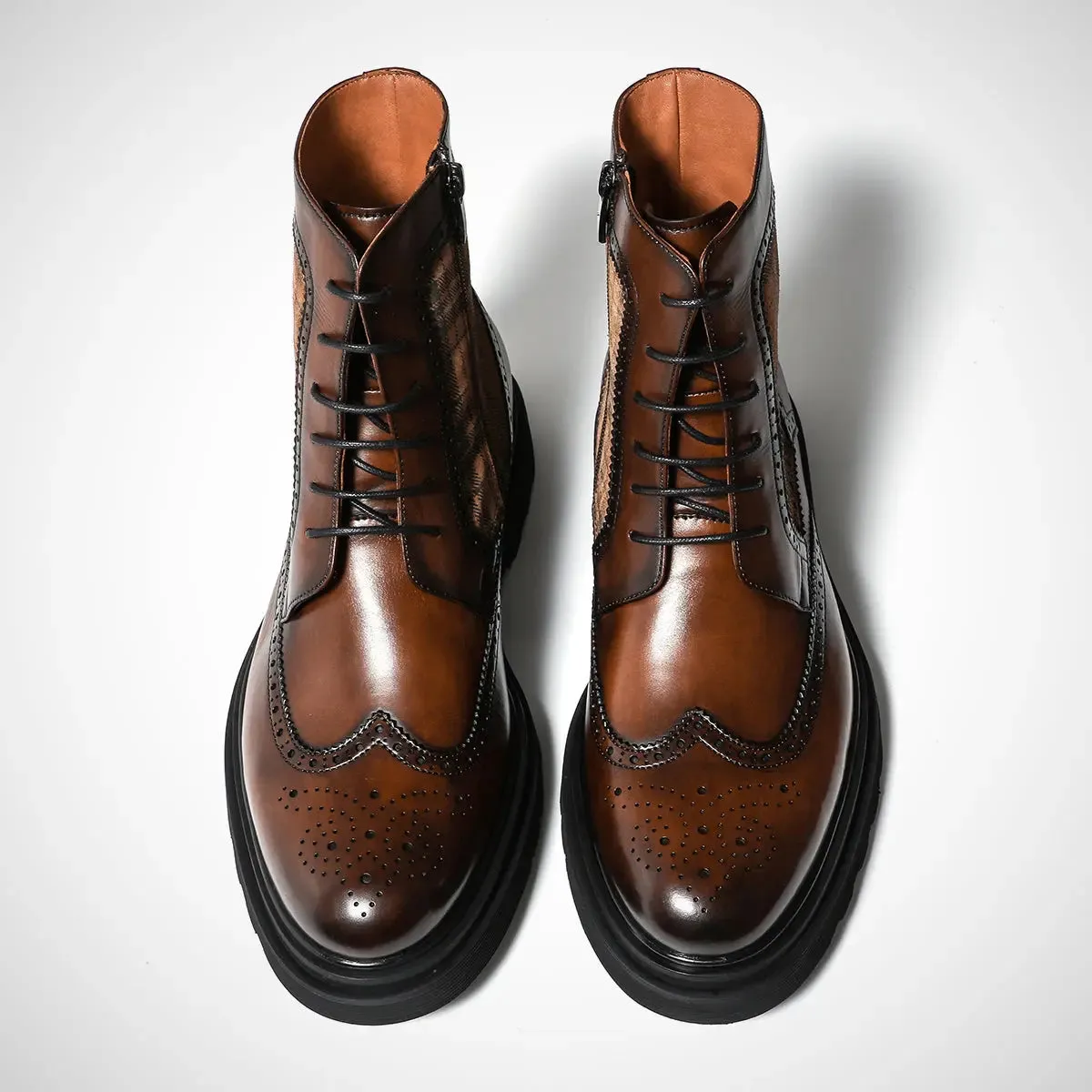 Man's Plaid brogue boots 901H02