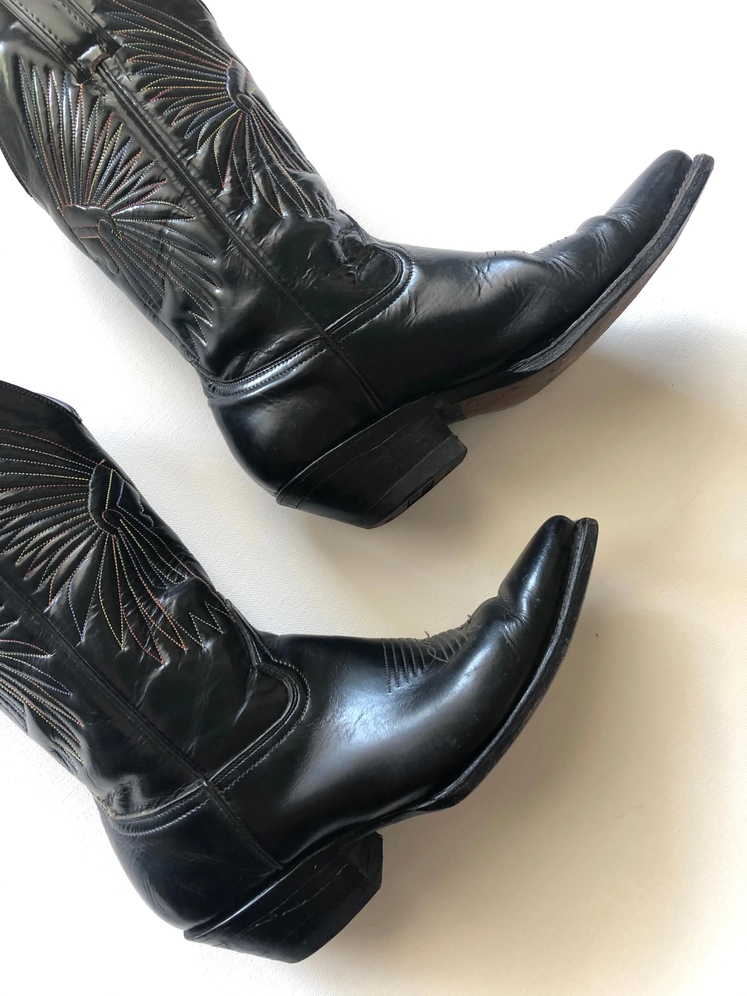 VINTAGE: Western Boots - Embroidered Black